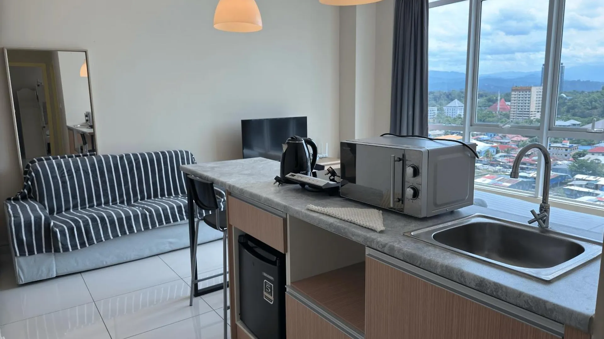 Sutera Avenue Kota Kinabalu City Centre Lw Suites Malasia